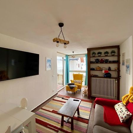 Cozy Apartment Near The Slopes Брей-Червінія Екстер'єр фото