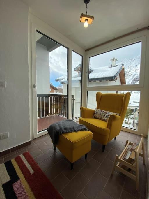 Cozy Apartment Near The Slopes Брей-Червінія Екстер'єр фото
